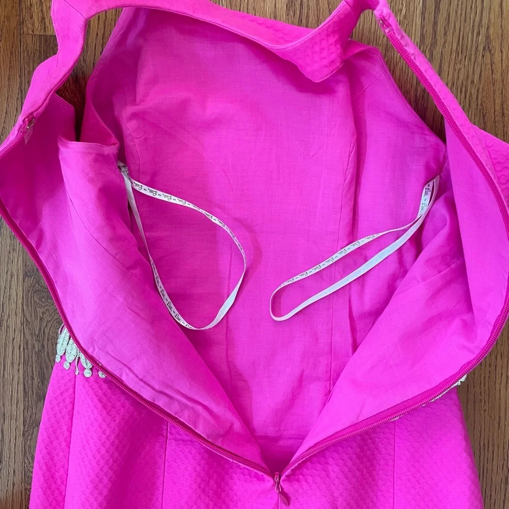 VGC Lilly Ashlyn Shift Dress. Size 2 Magenta Gold.ππ - Picture 15 of 17